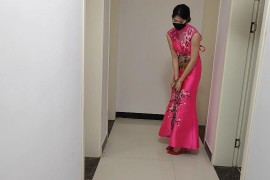 礼服美女老虎凳拷问白嫩脚丫 - I319