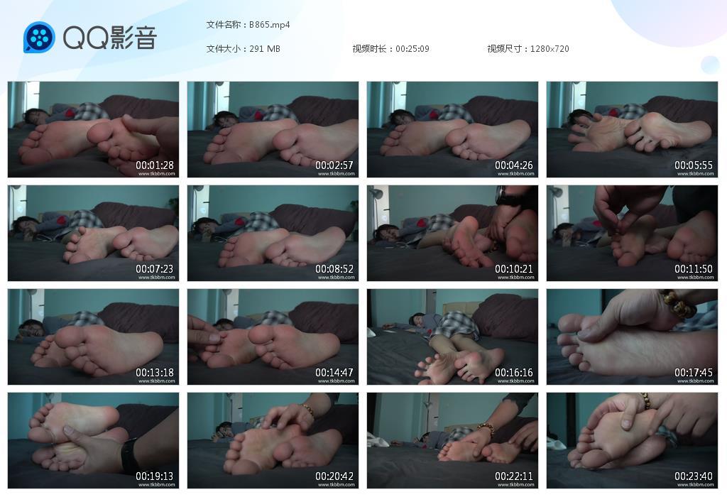 G.jpg 短裙小清新少女床上小脚丫 - B865  第1张